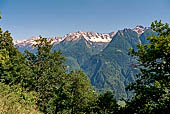 Val Bregaglia - Dasile, il panorama sulle cime della Val Bregaglia.